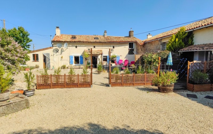 Maison MESSE 211 m2 349 000 € Maison MESSE 211 m2 349 000 €