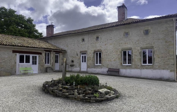  Agence Immobilière Berland Bennett Maison / Villa | SAUZE-VAUSSAIS (79190) | 439 m2 | 390 350 € 