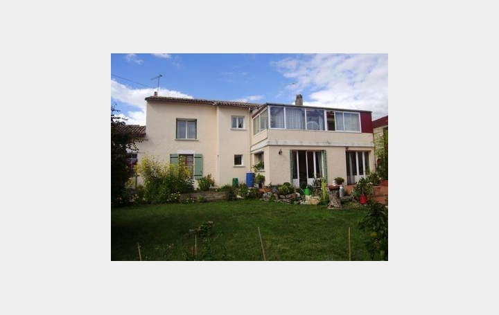 Agence Immobilière Berland Bennett : Maison / Villa | SAUZE-VAUSSAIS (79190) | 195 m2 | 65 700 € 